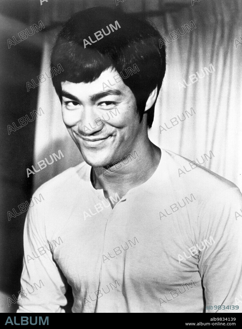 BRUCE LEE in THE BIG BOSS, 1971 (TANG SHAN DA XIONG), directed by WEI LO. Copyright 20TH CENTURY FOX.
