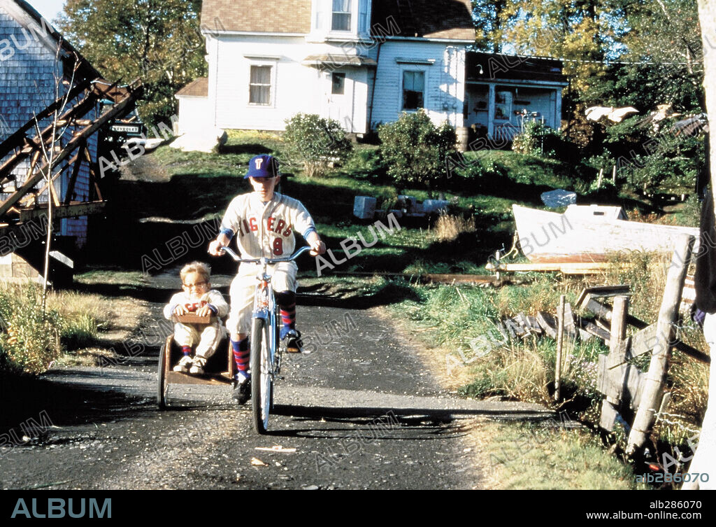 EL INOLVIDABLE SIMON BIRCH, 1998 (SIMON BIRCH), dirigida por MARK STEVEN JOHNSON. Copyright HOLLYWOOD PICTURES / MARKFIELD, ALAN.