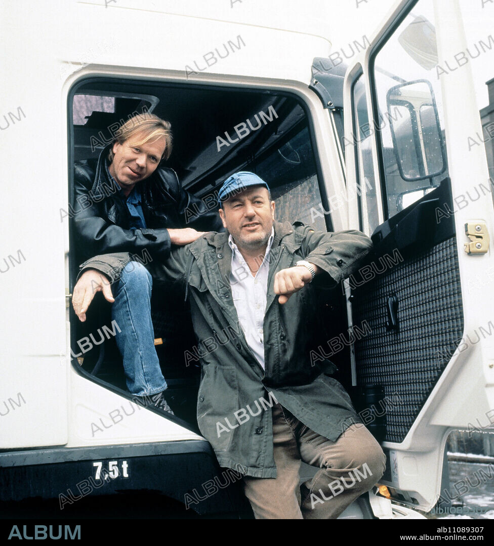 ON AXLE 'WILLERS RETURN' / WILLERS RETURN / RÜDIGER KIRSCHSTEIN (Günter Willers) and MANFRED KRUG (Franz Meersdonk) / Headline: ON AXLE "WILLERS RETURN".