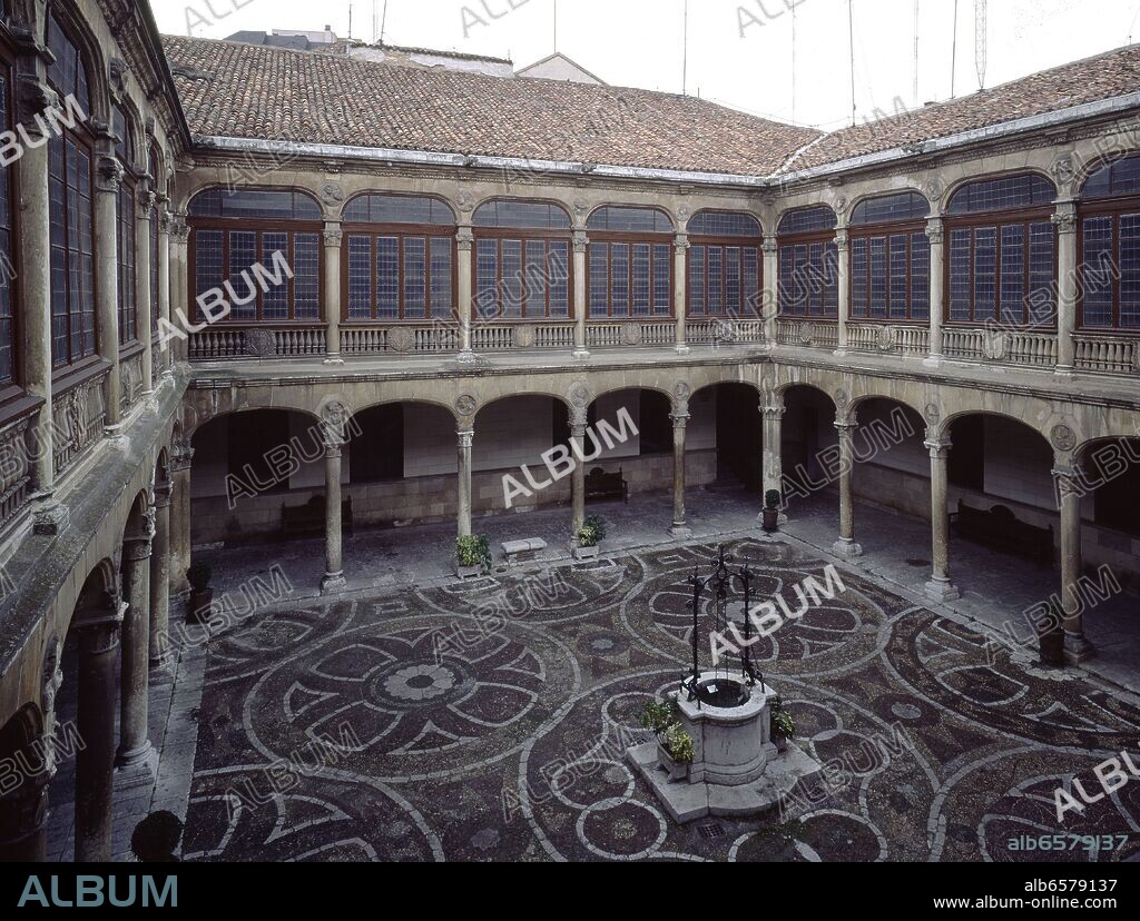 LUIS DE VEGA (?-1562) S. XVI. PATIO DEL PALACIO DE DUEÑAS - PLATERESCO - SIGLO XVI.