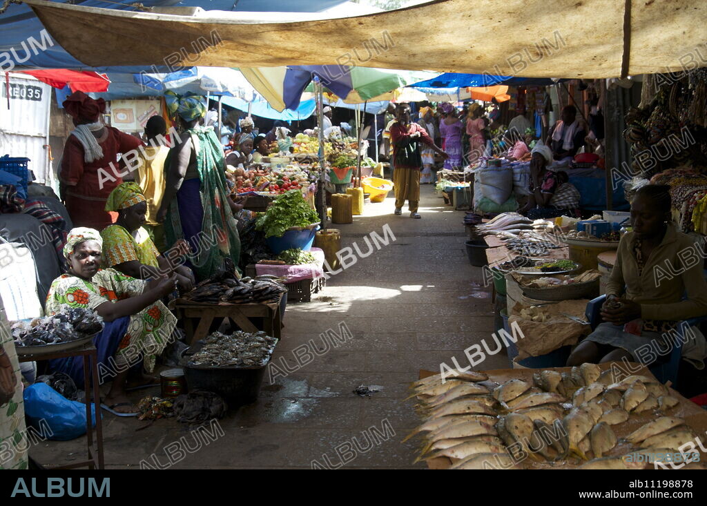 Royal Albert Market, Banjul, Gambia, West Africa, Africa.