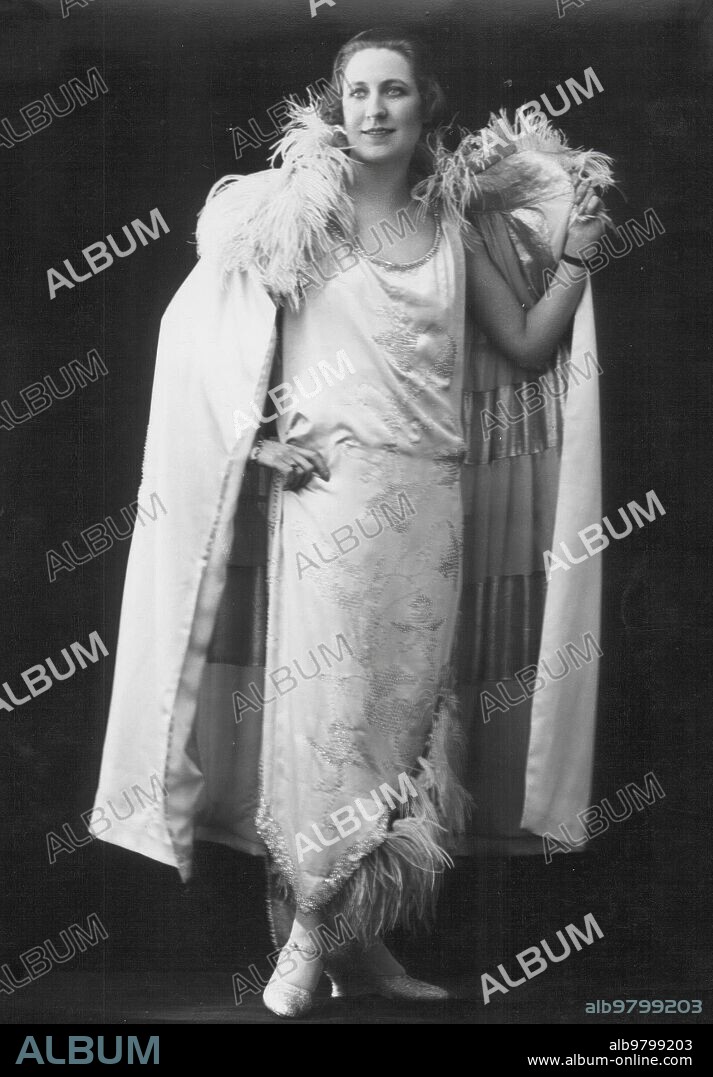 In the Image, a 1924 coat designed by Martial et Armand.