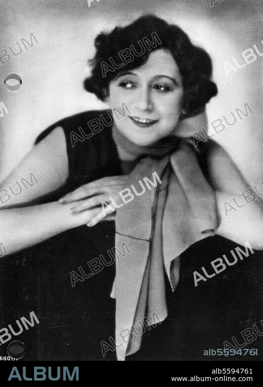 Hesterberg, Trude Schauspielerin Berlin 2.5.1892 - München 31.8.1967. Porträtaufnahme, um 1925.