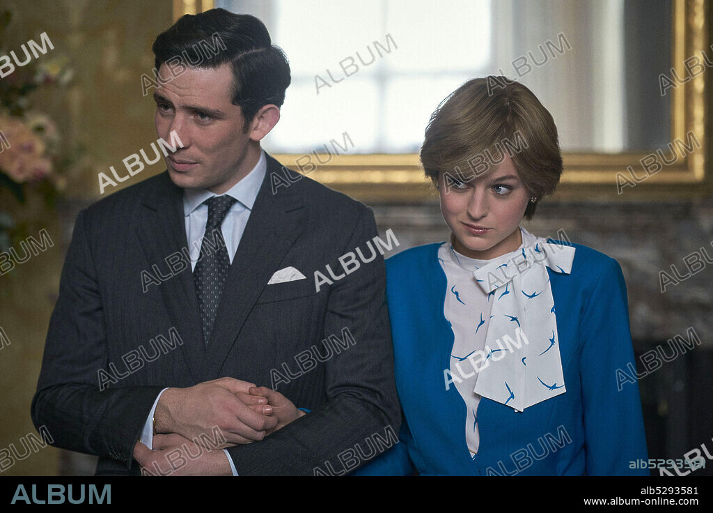 CARLOS I DE INGLATERRA, EMMA CORRIN, Elisabeth II d'Angleterre and JOSH O'CONNOR. EMMA CORRIN and JOSH O'CONNOR in THE CROWN, 2016, directed by PETER MORGAN. Copyright LEFT BANK PICTURES/SONY PICTURES TV PROD UK.