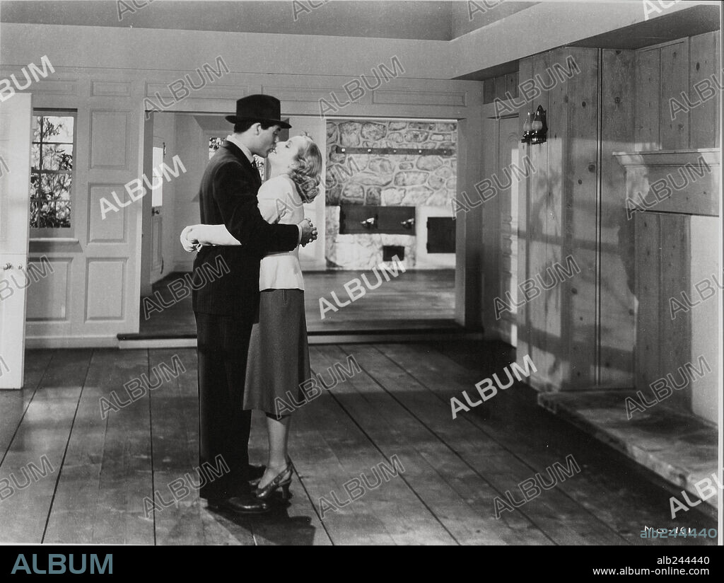 CAROLE LOMBARD and CARY GRANT in IN NAME ONLY, 1939, directed by JOHN CROMWELL. Copyright RKO.