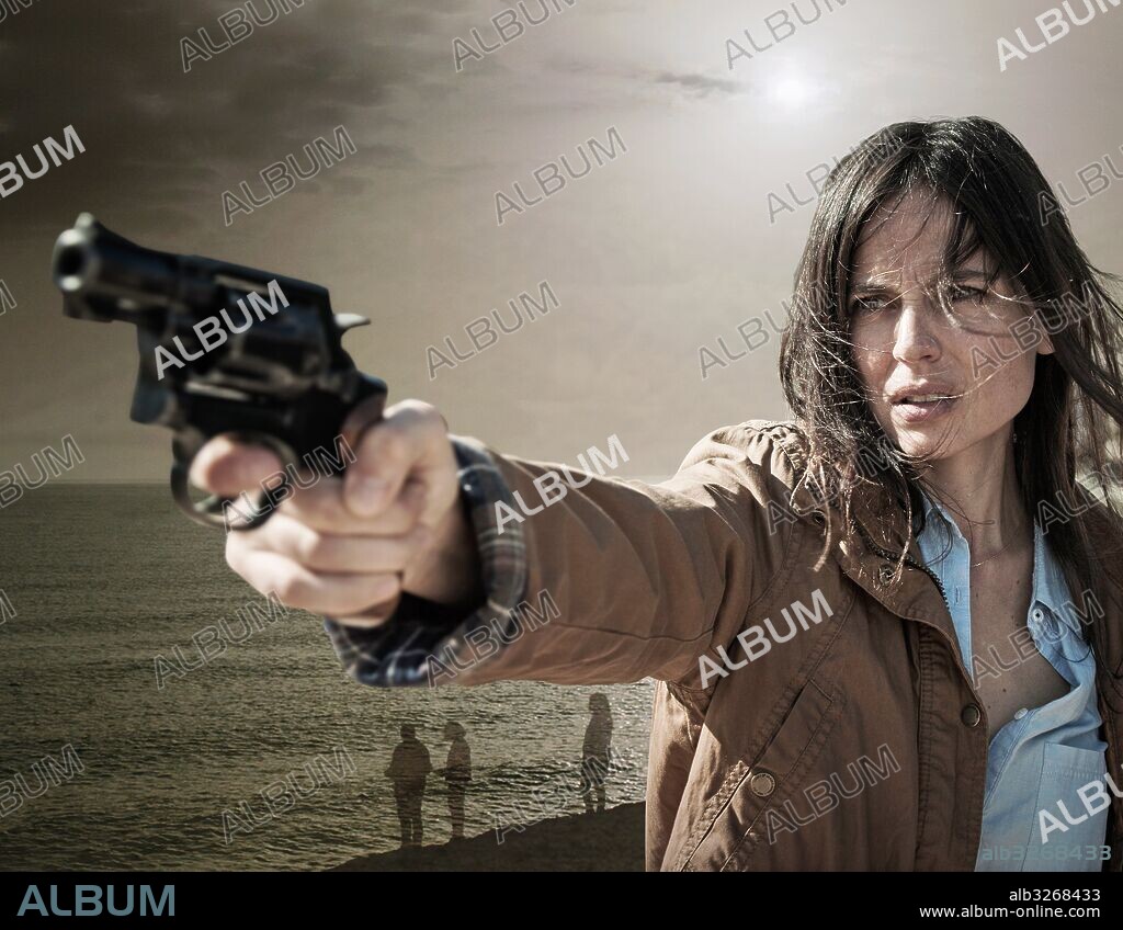 ELENA ANAYA en LEJOS DEL MAR, 2015, dirigida por IMANOL URIBE. Copyright MAESTRANZA FILMS/SUROESTE FILMS.