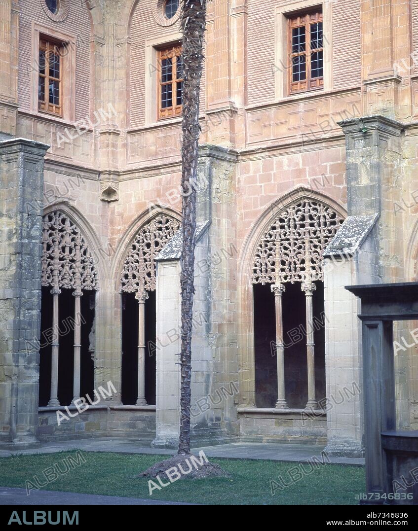 CLAUSTRO DEL MONASTERIO DE SANTA MARIA LA REAL DE NAJERA - SIGLO XVI.