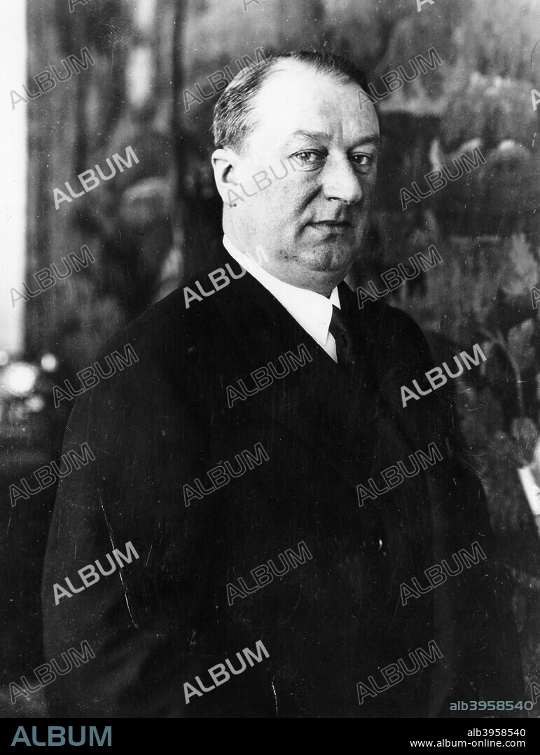 Ettore Bugatti. He worked at several car companies before deciding to set up his own company in 1909. In 1910 he created the first serious small car. It was extremely light with a 1.35-litre, four-cylinder engine with single overhead camshaft. Four years later, a 16-valve configuration became the world's first series produced multi-valve engine. The Bugatti Type 35 became the world's most important racing car, for its light and efficient construction as well as its  body design. His design for multi-spoke light-alloy wheels for the Type 35 continues today to be the most widespread design for alloy wheels.