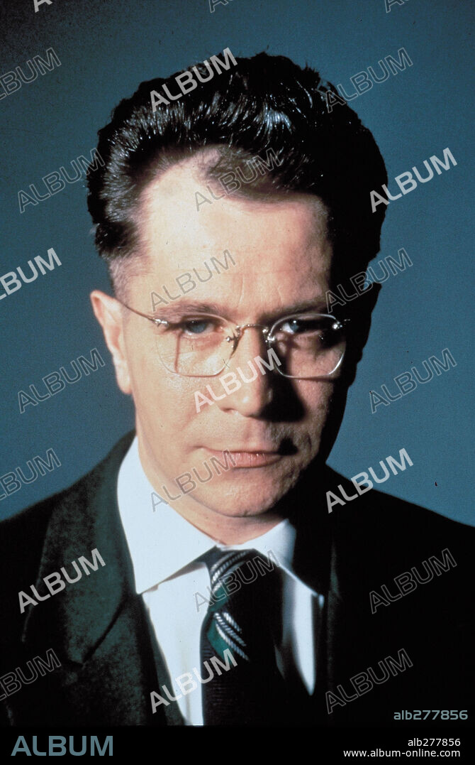GARY OLDMAN in MURDER IN THE FIRST, 1995, directed by MARC ROCCO. Copyright WARNER BROS.