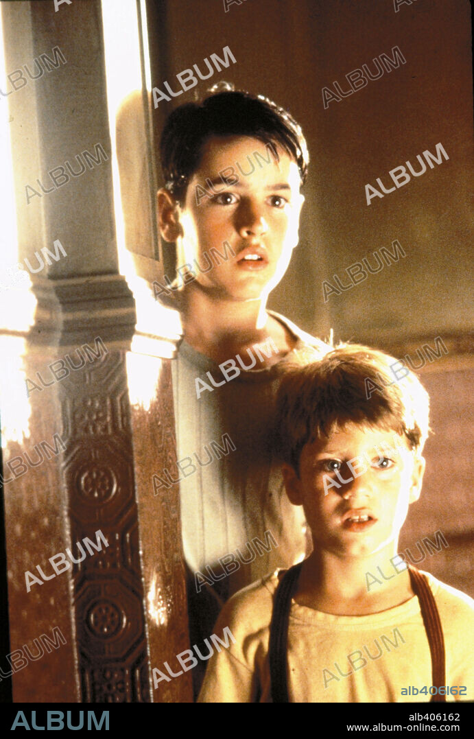 JESSE BRADFORD en EL REY DE LA COLINA, 1993 (KING OF THE HILL), dirigida por STEVEN SODERBERGH. Copyright GRAMERCY PICTURES.