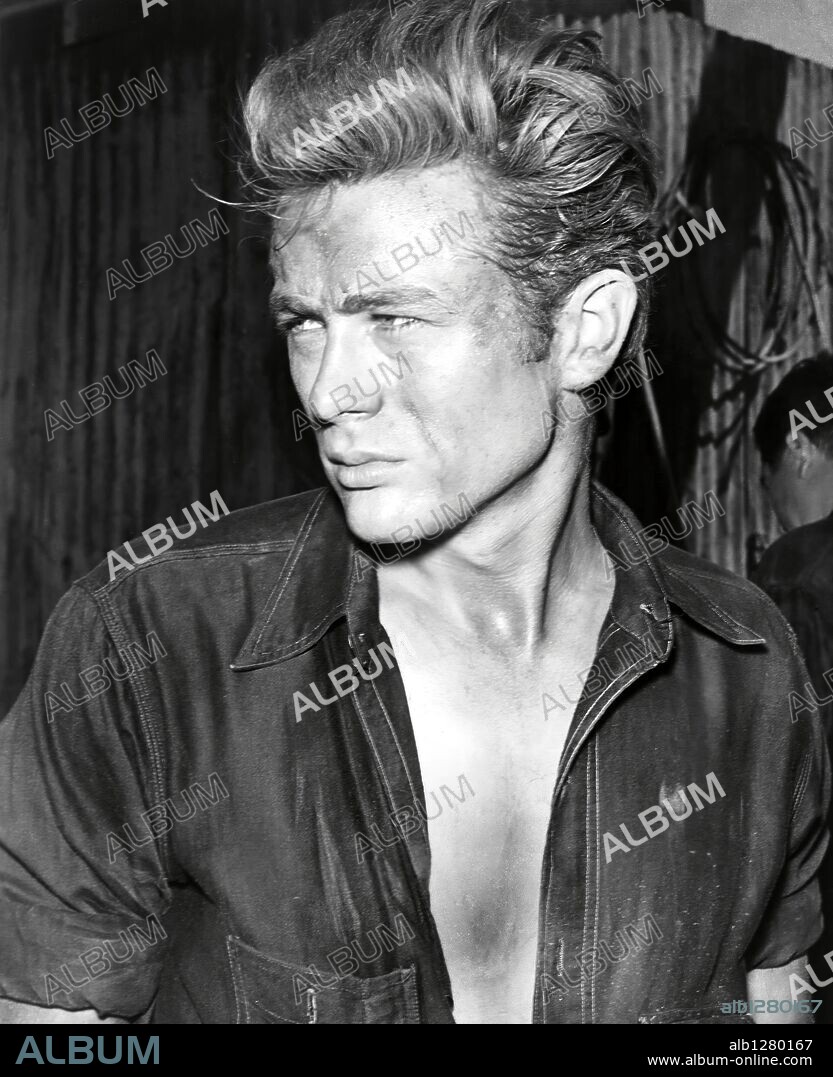 JAMES DEAN en GIGANTE, 1956 (GIANT), dirigida por GEORGE STEVENS. Copyright WARNER BROTHERS.