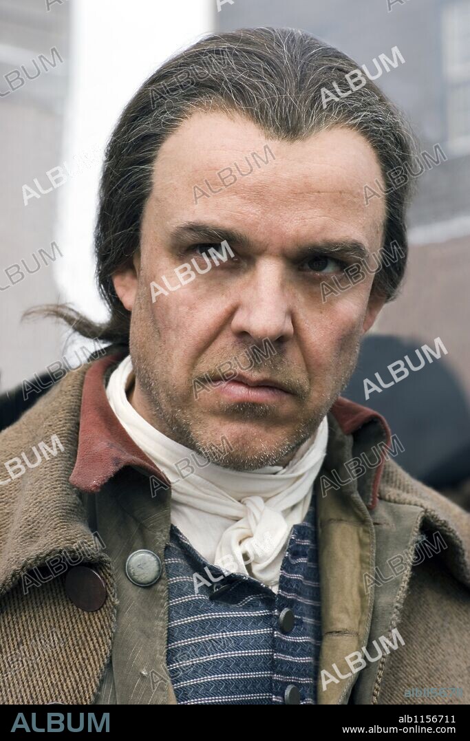 DANNY HUSTON dans JOHN ADAMS-TV, 2008. Copyright HBO Films/ High noon productions/ Playtone.