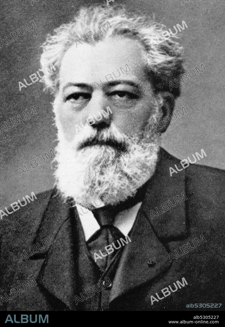Étienne Bazeries (21 de agosto de 1846, en Port Vendres - 7 de noviembre de 1931, en Noyon) Criptoanalista militar francés activo entre 1890 y la Primera Guerra Mundial.