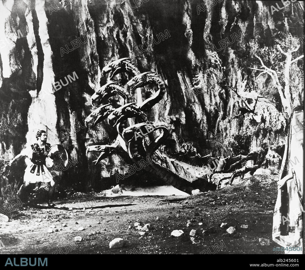 ARGONAUT JASON, TODD ARMSTRONG and NANCY KOVAK. NANCY KOVAK and TODD ARMSTRONG in JASON AND THE ARGONAUTS, 1963, directed by DON CHAFFEY. Copyright COLUMBIA PICTURES.