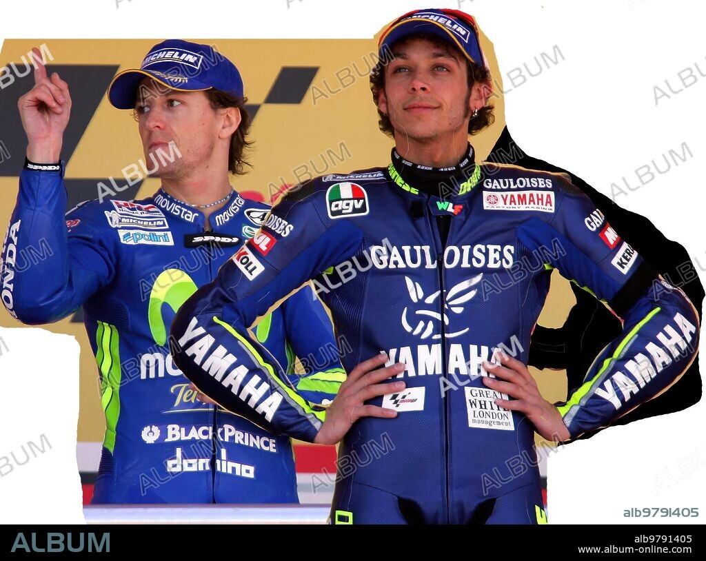 Jerez. 10-04-05. Paco Martin. Rossi y sete Gibernau durante el gran premio de España de Motociclismo. Archsev.