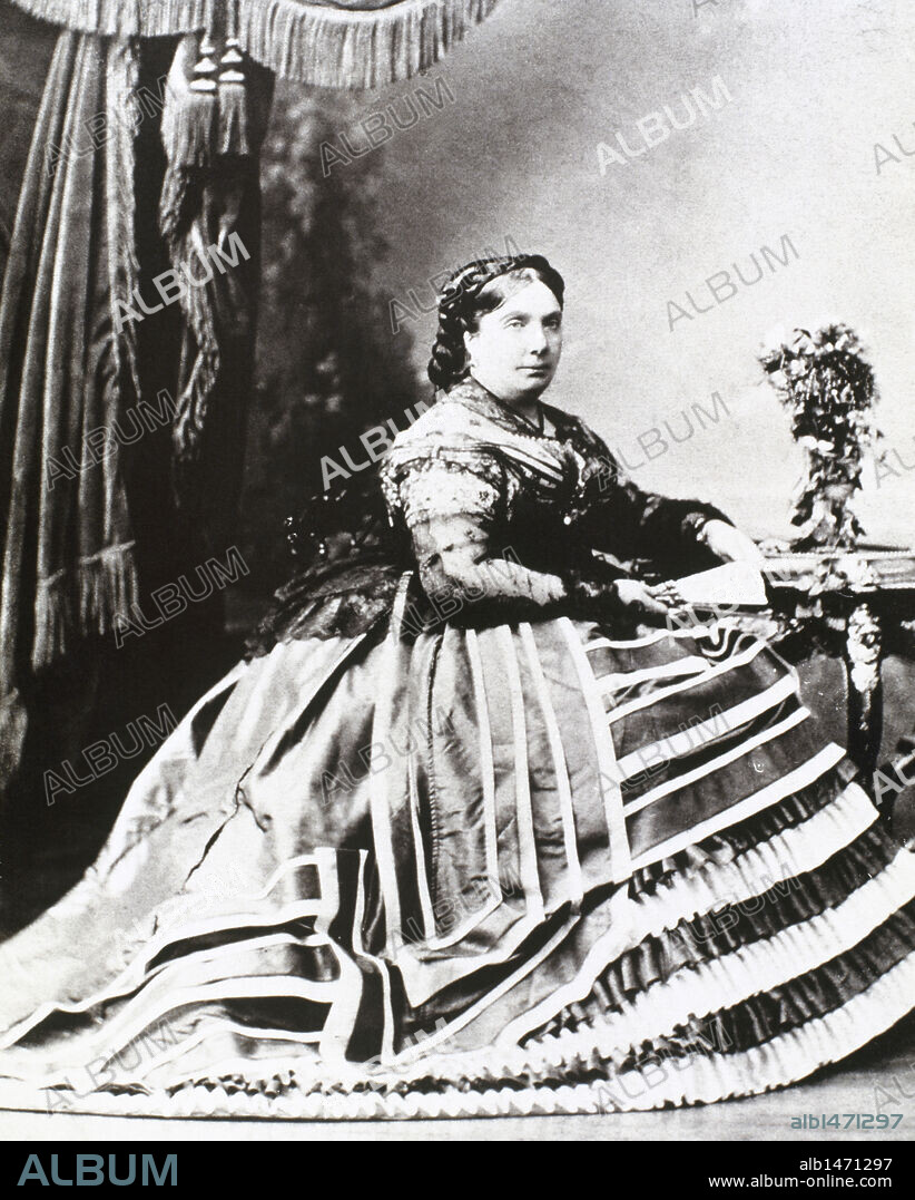 ISABEL II (Madrid,1830-París,1904). Reina de España. Su reinado se caracterizó por las sublevaciones y motines y por las alternancias en el poder de liberales y absolutistas.