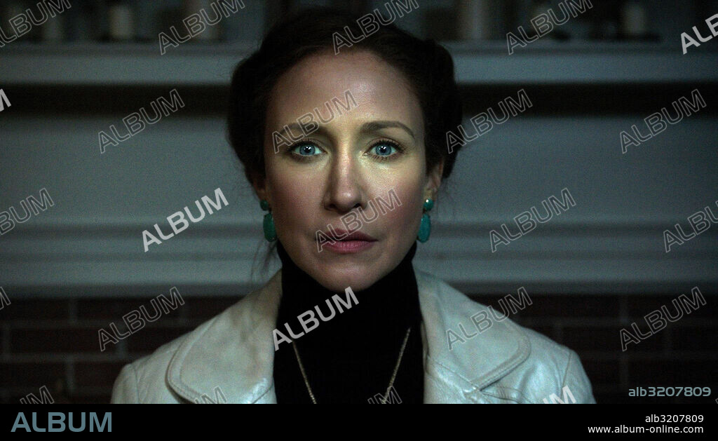 VERA FARMIGA en EXPEDIENTE WARREN 2: EL CASO DE ENDFIELD, 2016 (CONJURING 2: THE CONJURING 2: THE ENFIELD POLTERGEIST), dirigida por JAMES WAN. Copyright New Line Cinema, Atomic Monster, Evergreen Media Group, RatP.