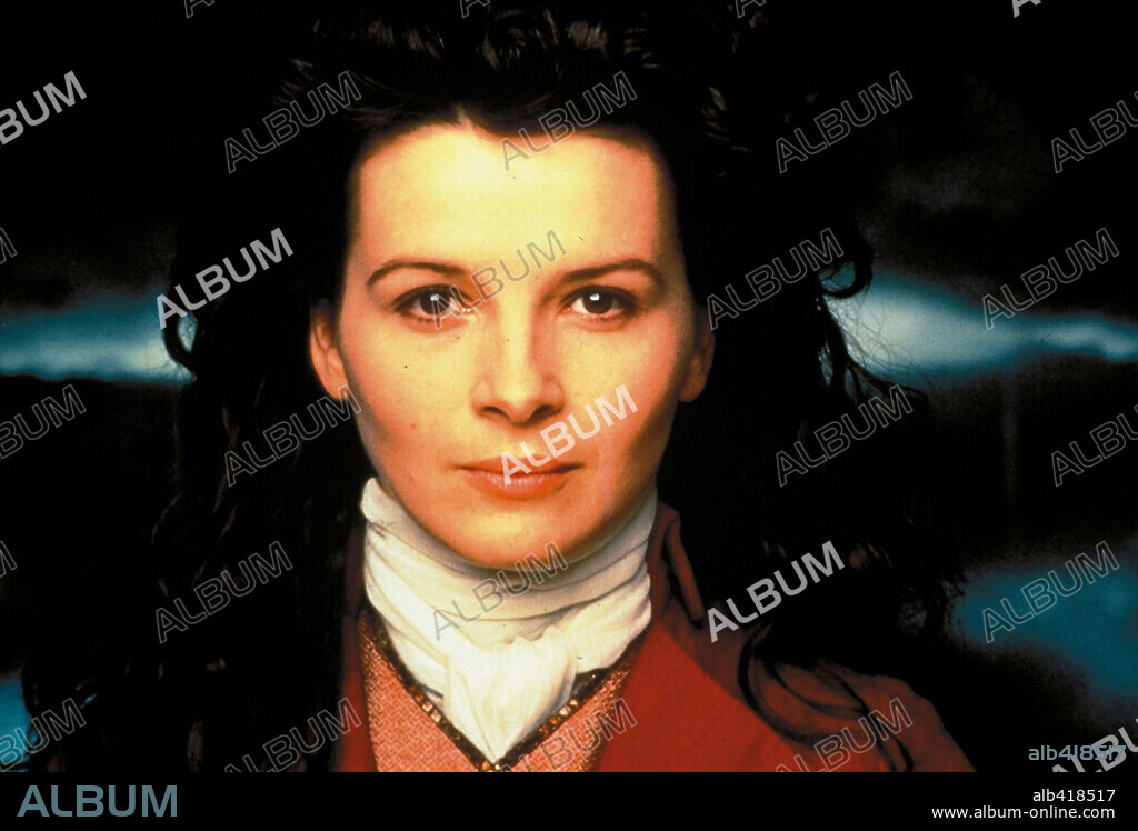 JULIETTE BINOCHE in WUTHERING HEIGHTS, 1992, directed by PETER KOSMINSKY. Copyright PARAMOUNT PICTURES.