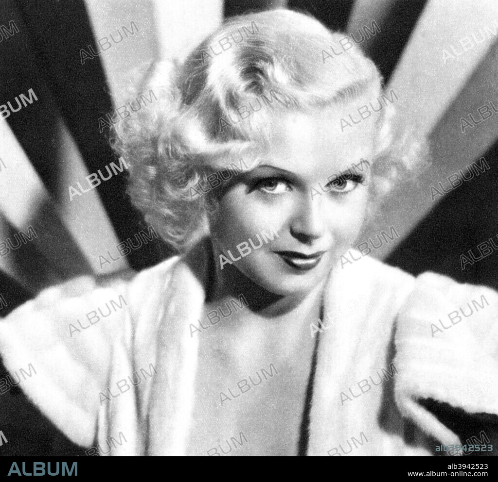 Toby Wing, American actress, 1934-1935. In early 1930s Hollywood Toby Wing was regarded as a sex symbol rivalling Claudette Colbert and Marlene Dietrich Taken from Meet the Film Stars, by Seton Margrave. (London, 1934-1935).