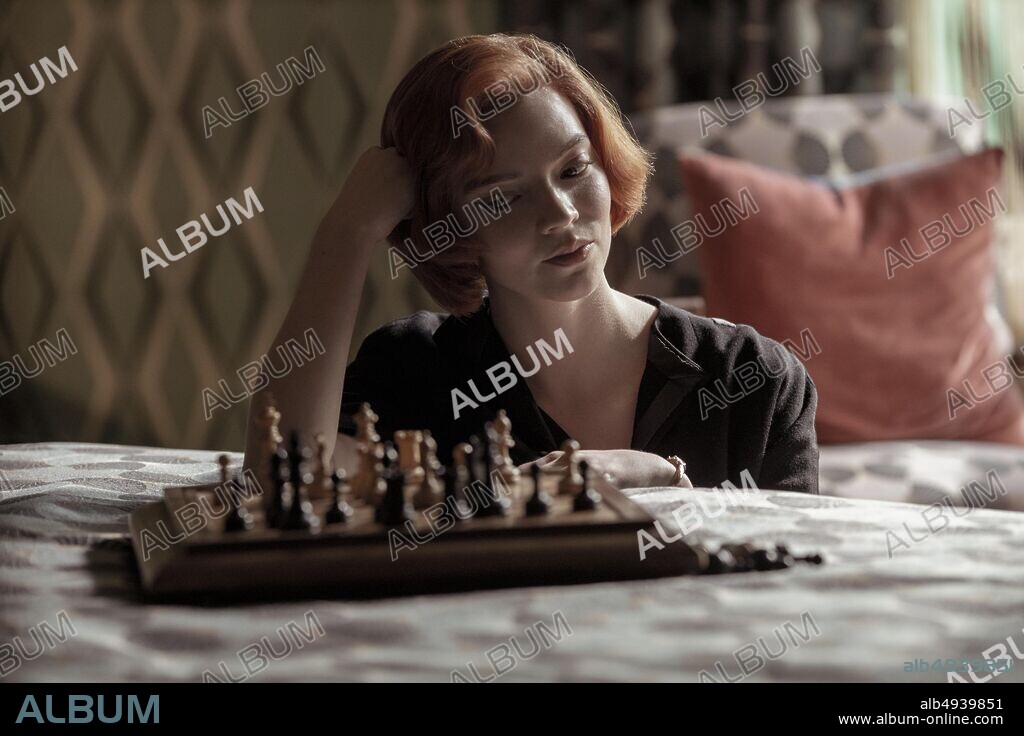 ANYA TAYLOR-JOY in DAS DAMENGAMBIT, 2020 (THE QUEEN'S GAMBIT), unter der Regie von ALLAN SCOTT und SCOTT FRANK. Copyright FILMCRAFT/WONDERFUL FILMS/NETFLIX.