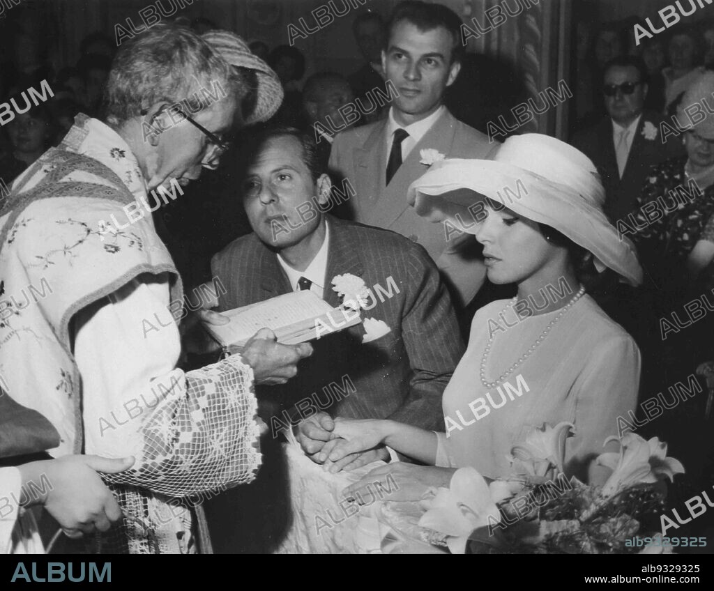 Ornella Vanoni and Lucio Ardenzi, Wedding, 1960.