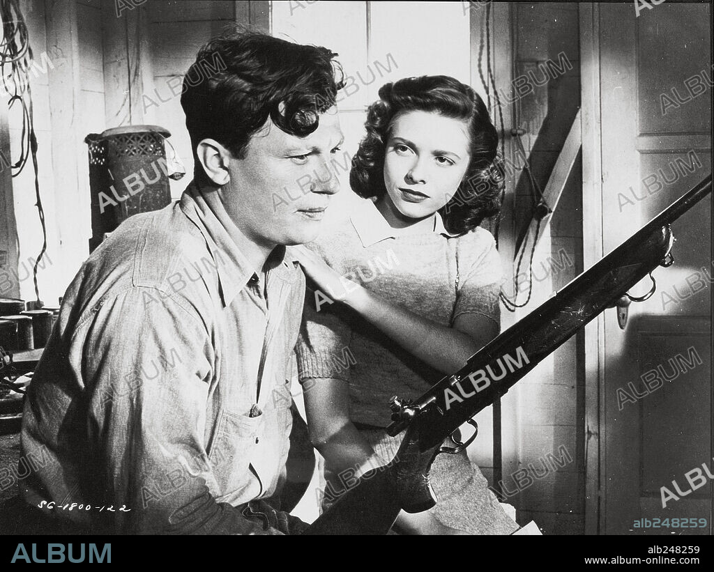 CATHY O'DONNELL and HAROLD RUSSELL in THE BEST YEARS OF OUR LIVES, 1946, directed by WILLIAM WYLER. Copyright RKO.