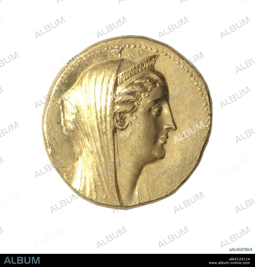 ANCIENT GREEK. Octodrachm (Coin) Portraying Queen Arsinoë II. Greco-Egyptian, probably minted in Alexandria, Egypt. Date: 270 BC. Dimensions: Diam. 2.9 cm; 27.76 g. Gold. Origin: Alexandria.