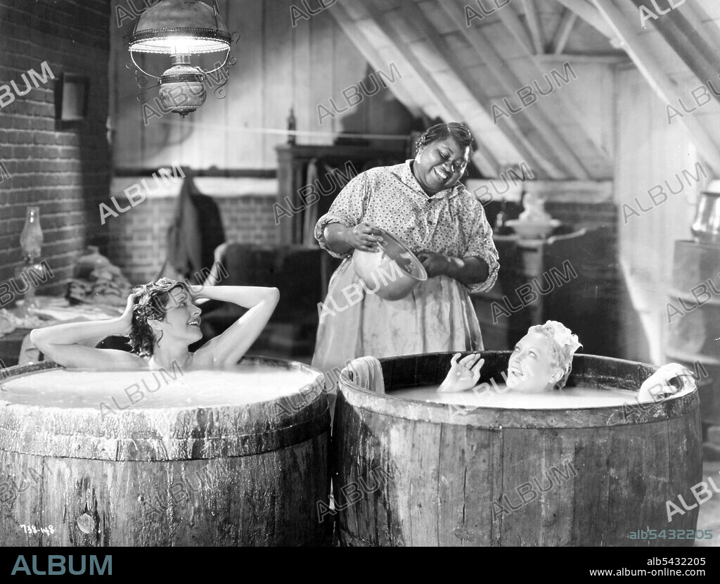 HATTIE McDANIEL, KATHERINE ALEXANDER and MARION DAVIES in OPERATOR 13, 1934, directed by RICHARD BOLESLAWSKI. Copyright M.G.M.