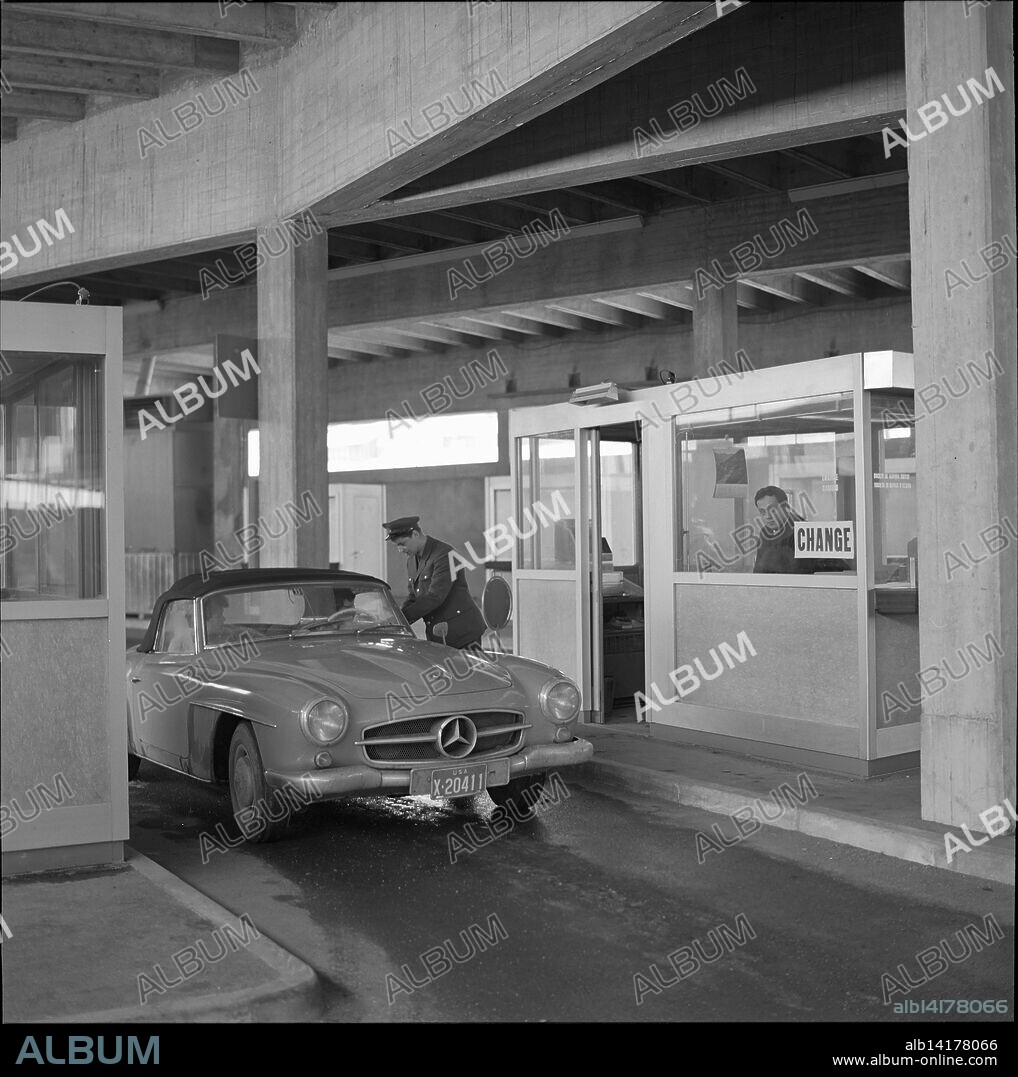 Customs post at Grand-Saint-Bernard, Bourg-St-Pierre 1965.
