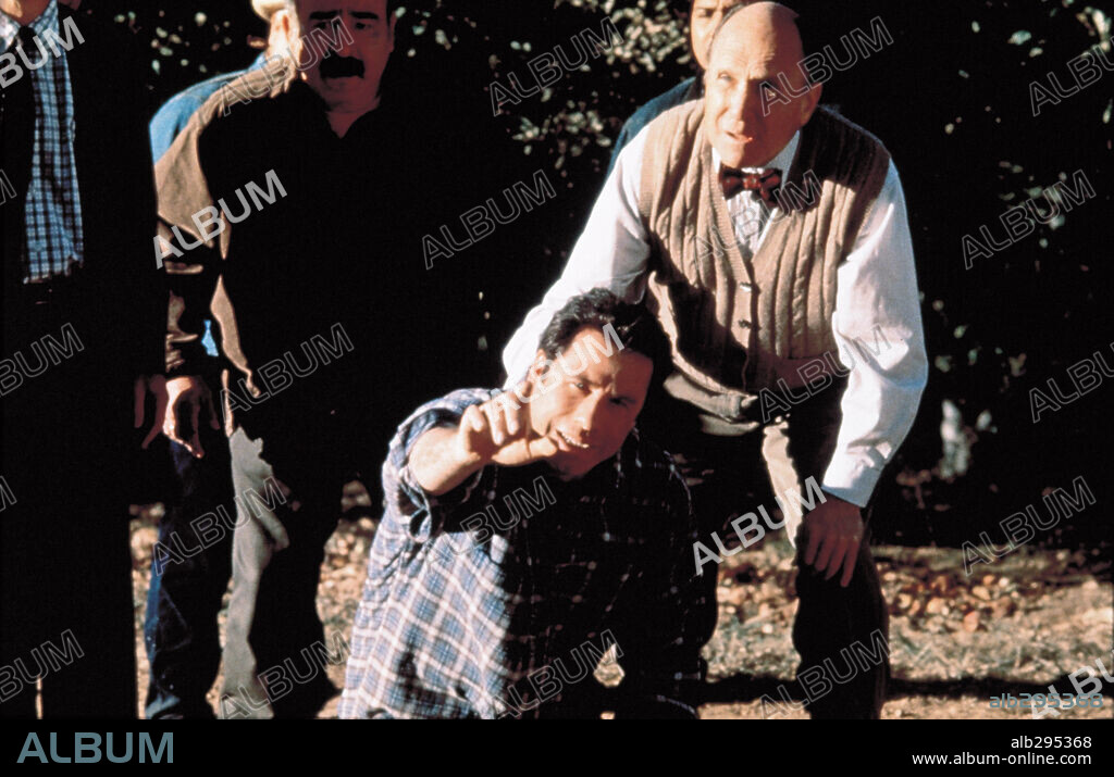 JOHN TRAVOLTA and ROBERT DUVALL in PHENOMENON, 1996, directed by JON TURTELTAUB. Copyright TOUCHSTONE PICTURES.