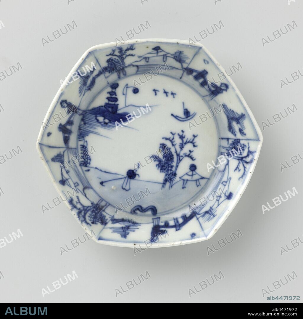 Hexagonal saucer-dish with landscapes and figures, Hexagonal dish of porcelain, painted in underglaze blue. On the flat a river landscape with pavilions, trees and a person, the wall is divided into six compartments with alternating a person at a fence and a river landscape with a pavilion and trees. Blue White., anonymous, China, c. 1750 - c. 1774, Qing-dynasty (1644-1912) / Qianlong-period (1736-1795), porcelain (material), glaze, cobalt (mineral), vitrification, h 2.1 cm d 11.4 cm d 6.7 cm.