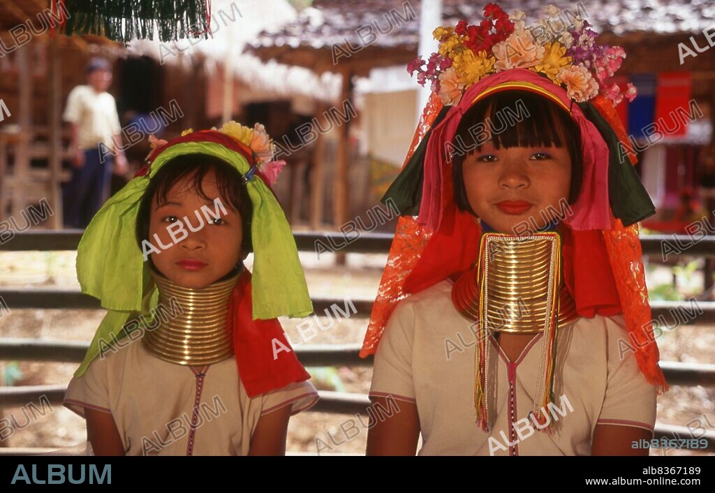 Thailand: Padaung (Long Neck Karen) girls in a village near Mae Hong Son, northern Thailand. The Padaung or Kayan Lahwi or Long Necked Karen are a subgroup of the Kayan, a mix of Lawi, Kayan and several other tribes. Kayan are a subgroup of the Red Karen (Karenni) people, a Tibeto-Burman ethnic minority of Burma (Myanmar).