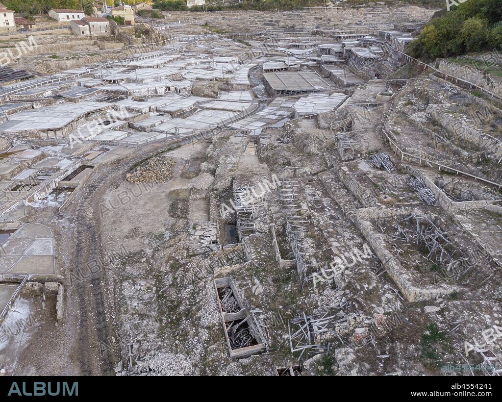 salinas de Añana, patrimonio agrícola mundial ,comarca de Cuadrilla de Añana , Alava, País Vasco, Spain.