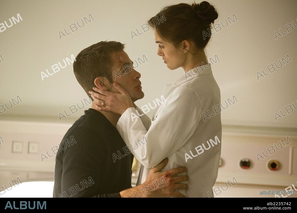 CHRIS PINE and KEIRA KNIGHTLEY in JACK RYAN: SHADOW RECRUIT, 2013, directed by KENNETH BRANAGH. Copyright DI BONAVENTURA PICTURES.