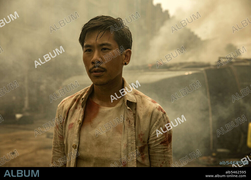 LAWRENCE KAO en VENGANZA A GOLPES, 2022 (FISTFUL OF VENGEANCE), dirigida por ROEL REINE. Copyright Flame Ventures / Living Films / Netflix.