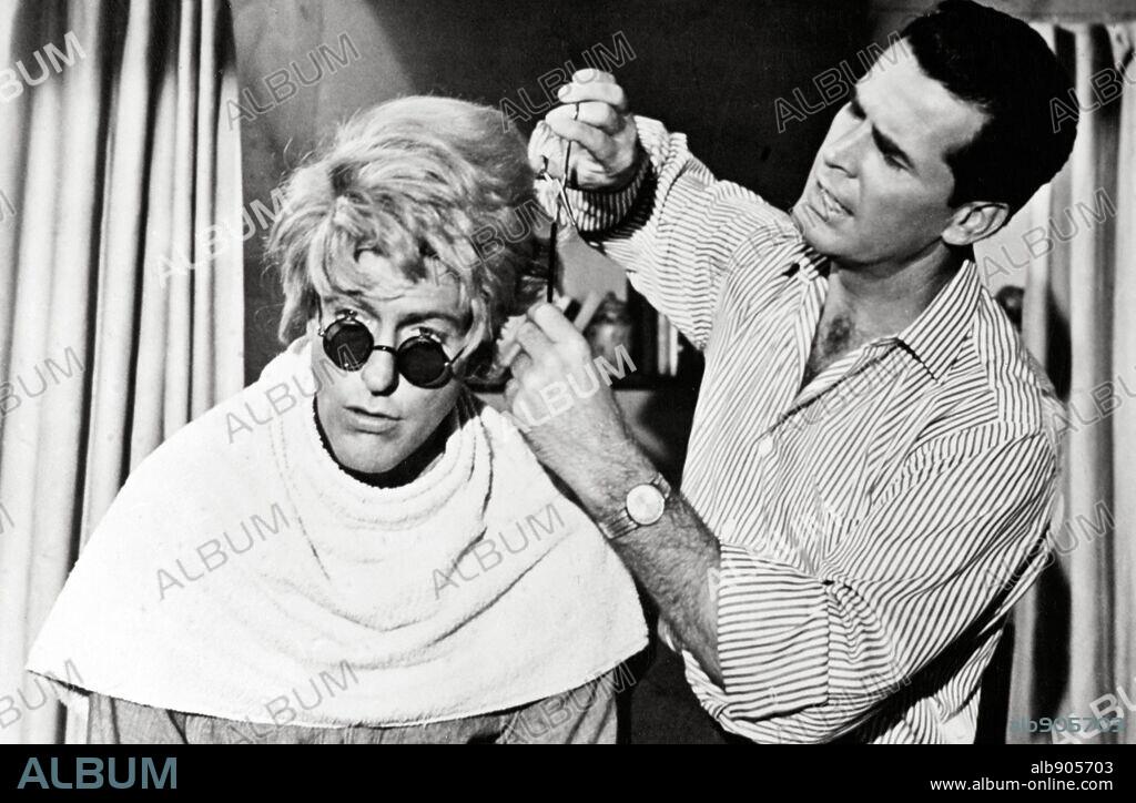 DICK VAN DYKE and JAMES GARNER in THE ART OF LOVE, 1965, directed by NORMAN JEWISON. Copyright UNIVERSAL PICTURES.