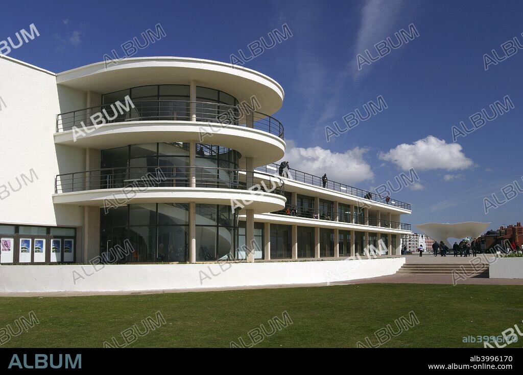 De La Warr Pavilion, Bexhill on Sea, East Sussex. Completed in 1935, and the result of an architectural competition, Bexhill's De La Warr Pavilion was the first British building to be built in the International style. The architects who won the competition were Eric Mendelsohn and Serge Chermayeff. The project was the brainchild of the 9th Earl De La Warr, Herbrand Sackville, a socialist and Mayor of Bexhill at the time. The pavilion was built as a public amenity housing a 1500-seater entertainment hall, a restaurant, a reading room and a lounge.