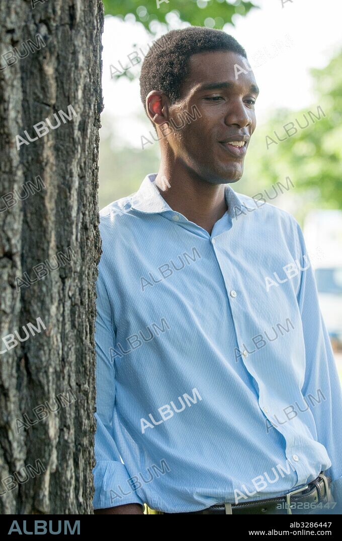 PARKER SAWYERS in SOUTHSIDE WITH YOU, 2016, directed by RICHARD TANNE. Copyright GET LIFTED FILM COMPANY/IM GLOBAL / Cortesía.