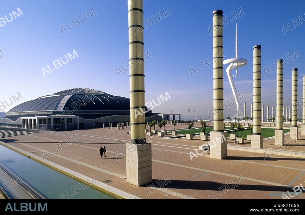 Palau Sant Jordi at the Olimpic Site;  Montjuïch mountain.