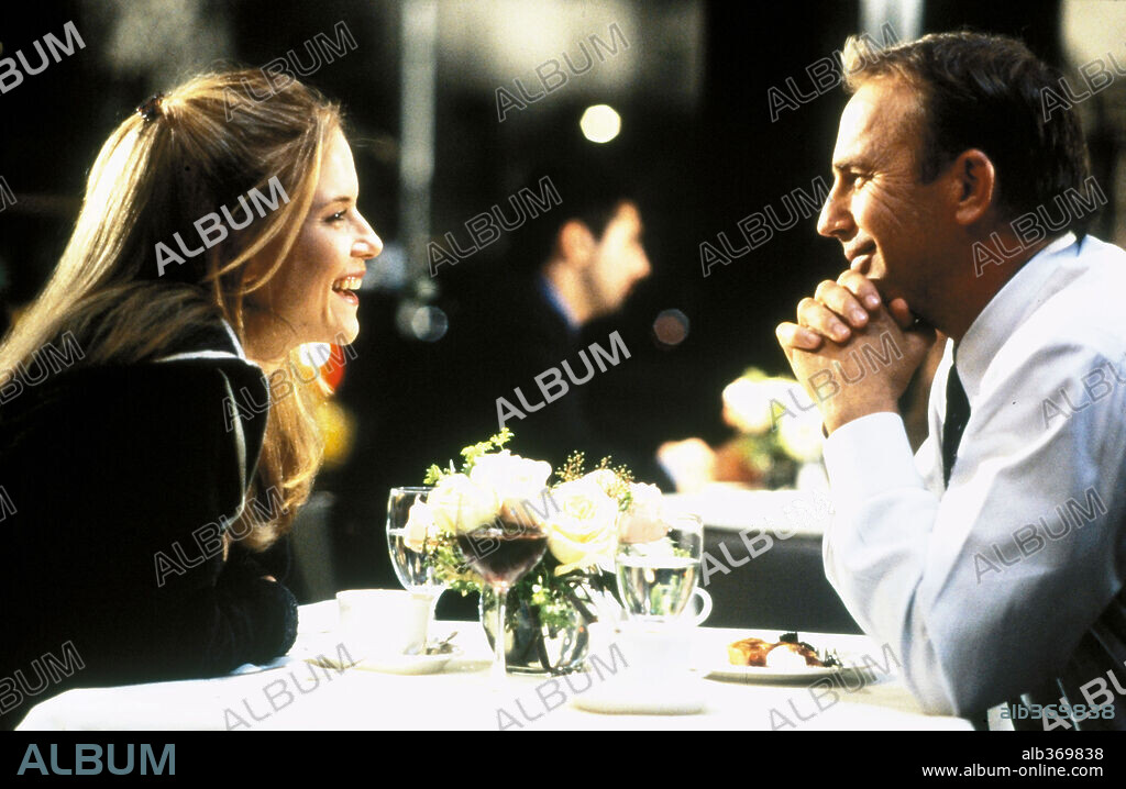 KELLY PRESTON und KEVIN COSTNER in FOR LOVE OF THE GAME, 1999, unter der Regie von SAM RAIMI. Copyright UNIVERSAL PICTURES / GLASS, BEN.