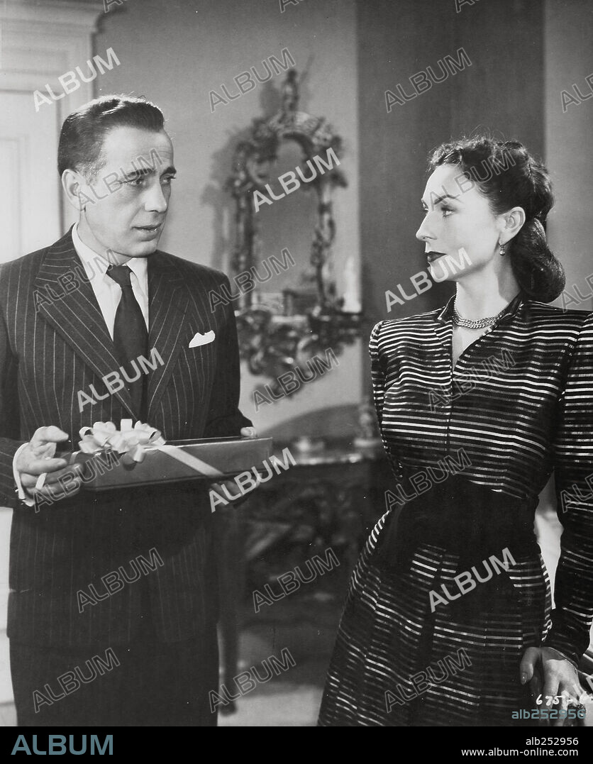 AGNES MOOREHEAD y HUMPHREY BOGART en LA SENDA TENEBROSA, 1947 (DARK PASSAGE), dirigida por DELMER DAVES. Copyright WARNER BROTHERS.