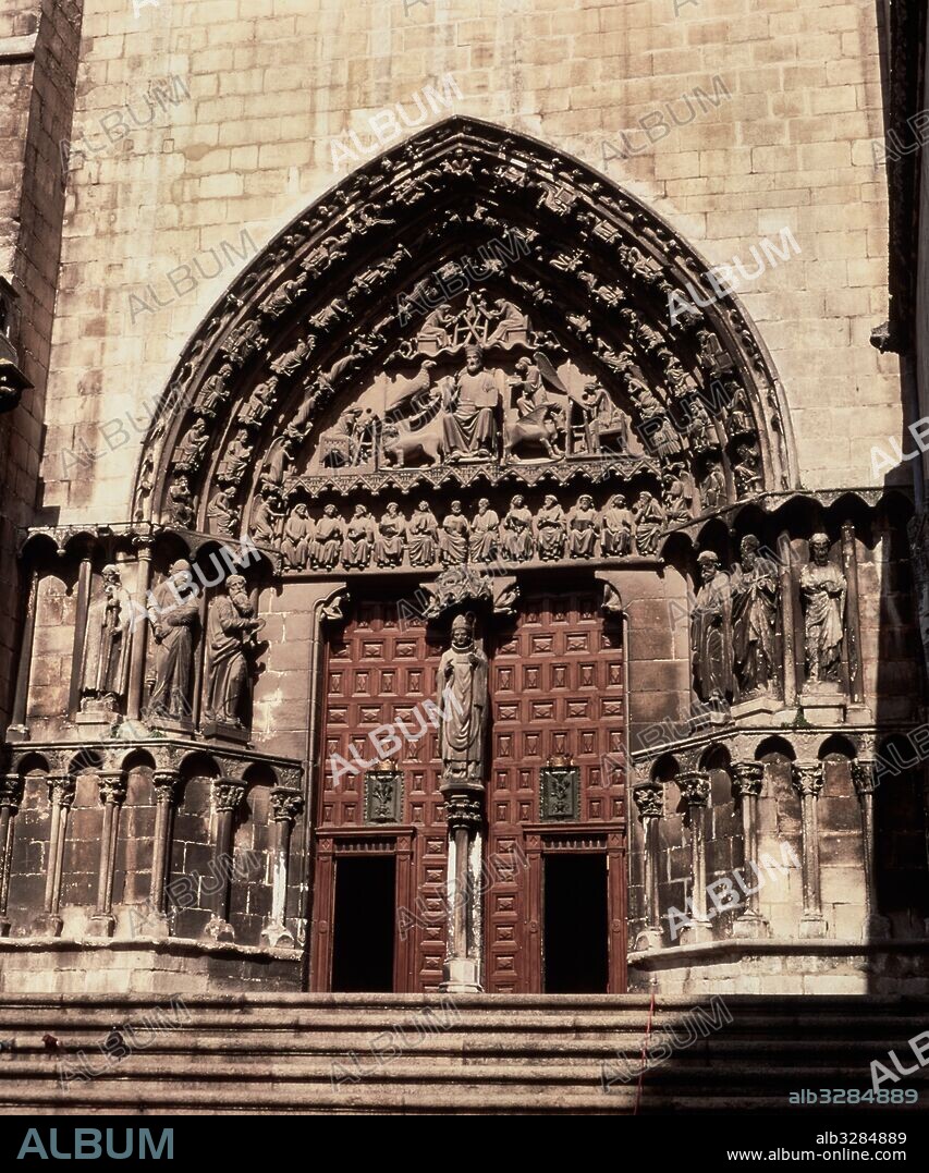 Puerta del Sarmental (o Puerta Sacramental) en la fachada sur de la Catedral. Siglo XIII. Monumento Nacional y Patrimonio de la Humanidad. Burgos.