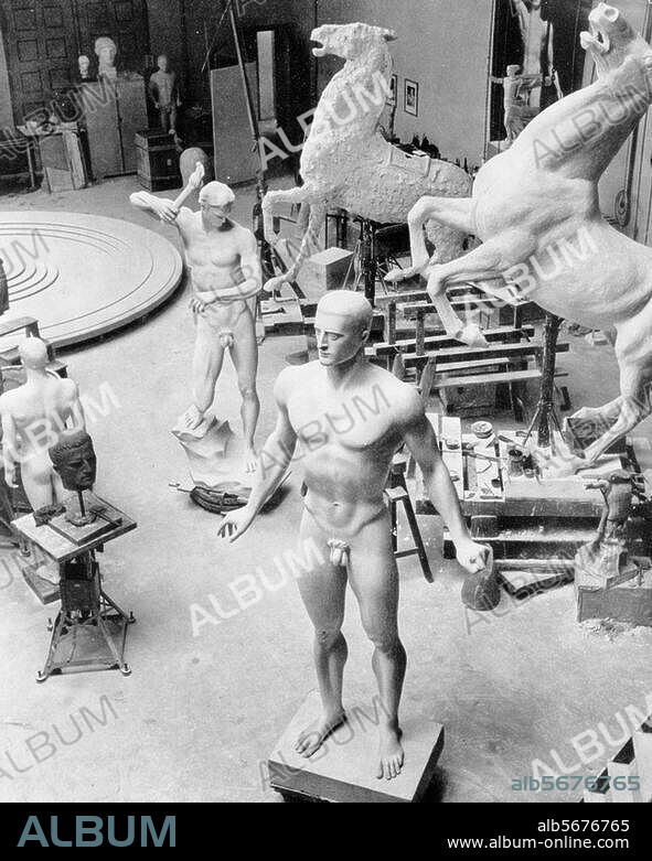 ARNO BREKER. Breker, Arno; German sculptor. 1900-1991. Breker's studio in Berlin-Grunewald; interior view. Photo, c. 1935.