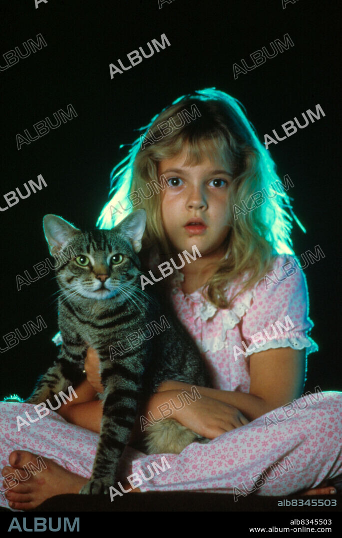 DREW BARRYMORE en LOS OJOS DEL GATO, 1985 (CAT'S EYE), dirigida por LEWIS TEAGUE. Copyright DE LAURENTIS/MGM/UA.