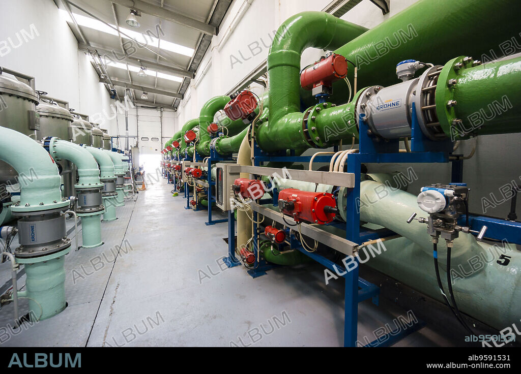 desalinizadora Son Tugores,centro de control de la estacion de tratamiento de agua potable, Palma, Mallorca, balearic islands, spain, europe.