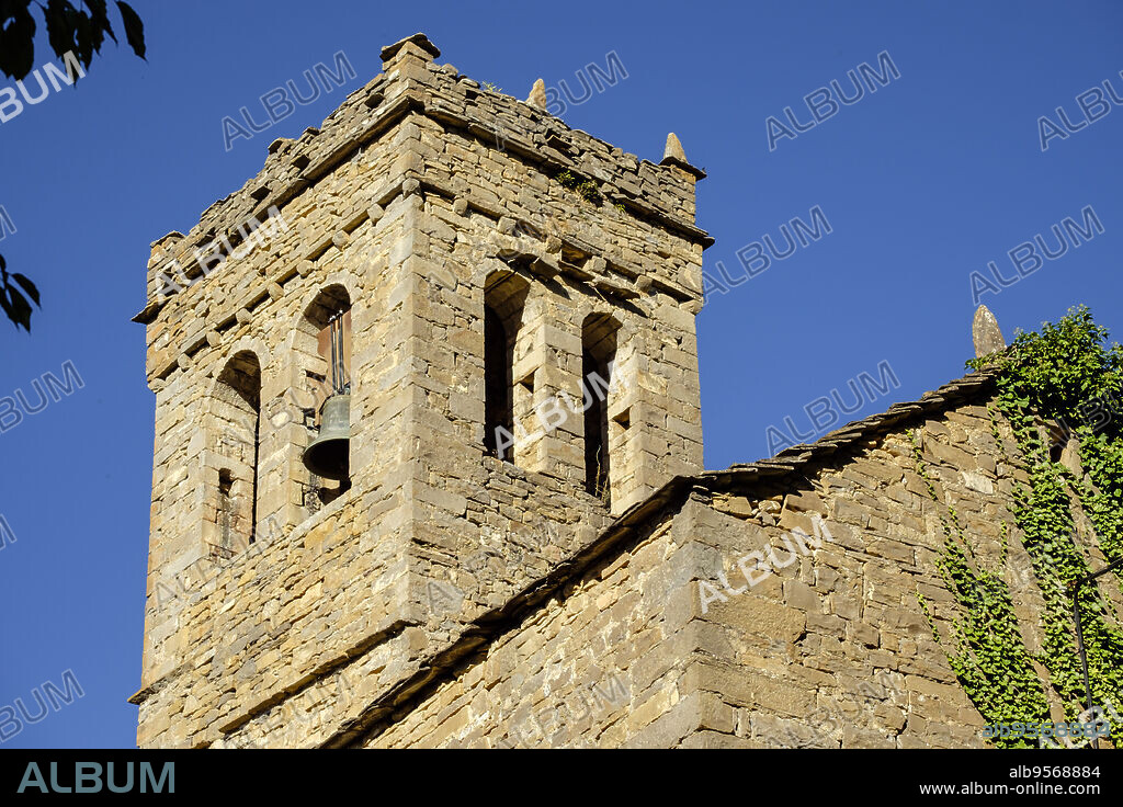 iglesia de la Virgen de la Asunción, siglo XII, Asín de Broto ,municipio de Broto, Sobrarbe,Huesca, Aragón, cordillera de los Pirineos, Spain.