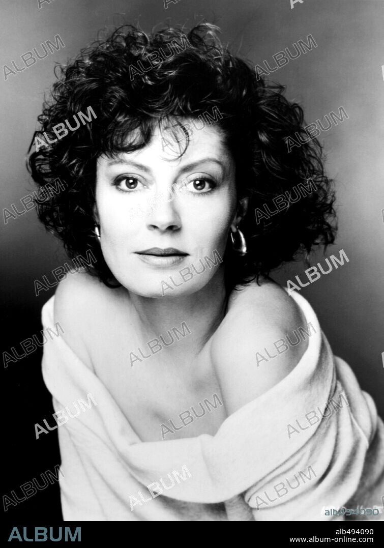SUSAN SARANDON in BULL DURHAM, 1988, directed by RON SHELTON. Copyright ORION PICTURES.