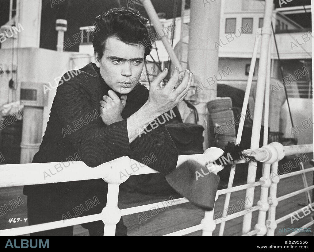 STATHIS GIALLELIS in AMERICA AMERICA, 1963, directed by ELIA KAZAN. Copyright ALFA FILMS.
