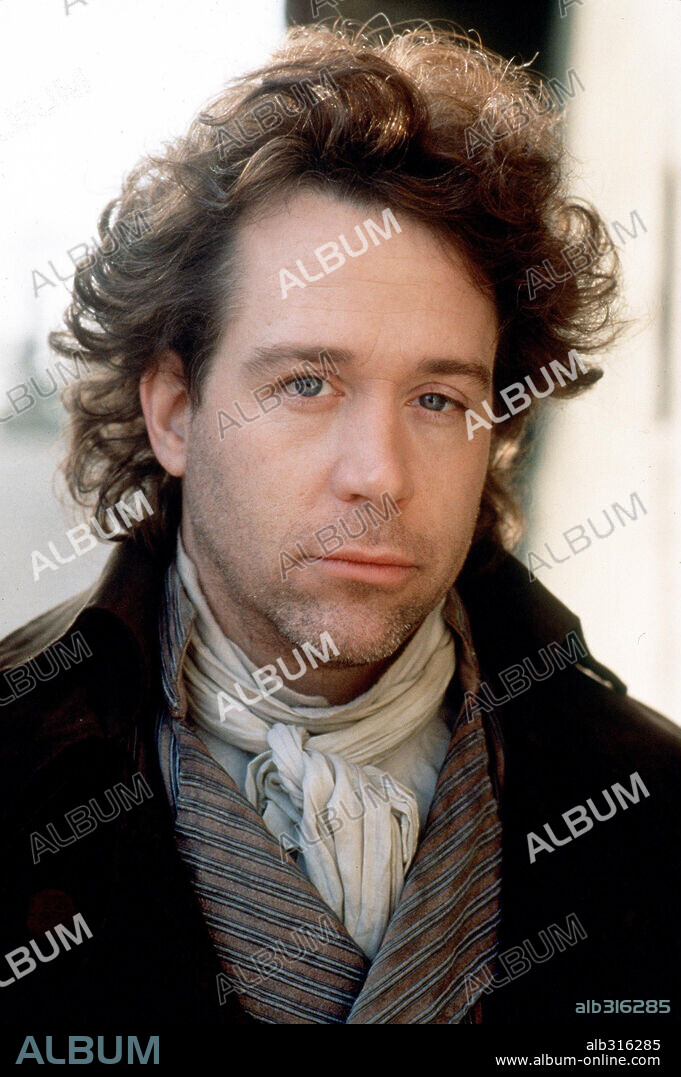 TOM HULCE in FRANKENSTEIN, 1994, unter der Regie von KENNETH BRANAGH. Copyright TRISTAR PICTURES / APPLEBY, DAVID.