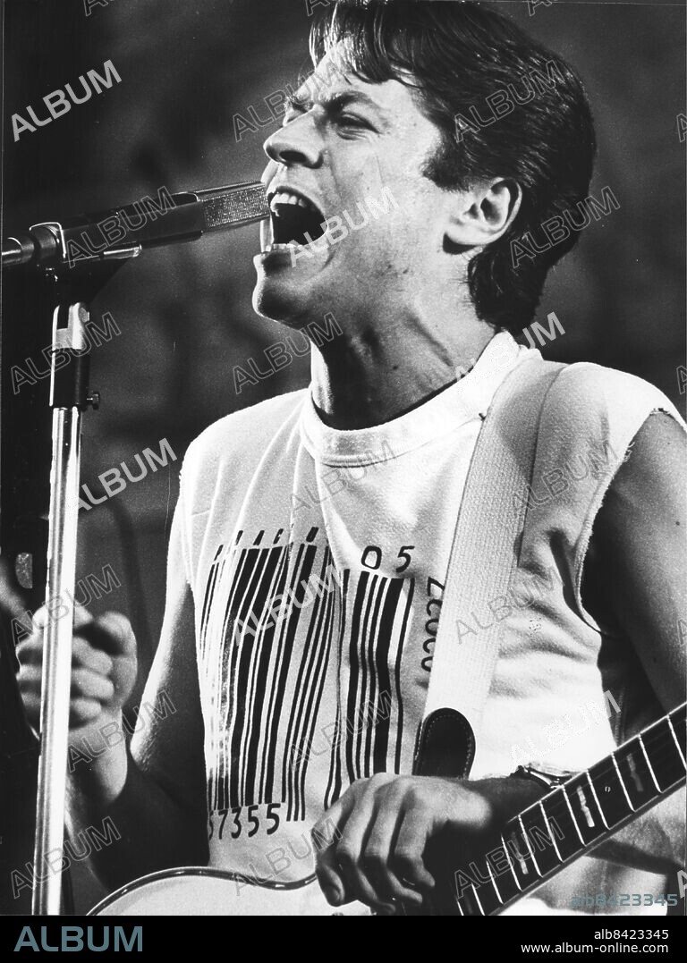 Robert Palmer framträder i Malmö Folkets Park juli 1981. (c) Sydsvenskan / IBL Bildbyrå.